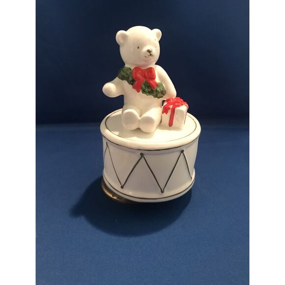Vintage Toy Bear on Drum MUSIC BOX White Porcelain Red Gold Green Plays Toy Land - Picture 1 of 5